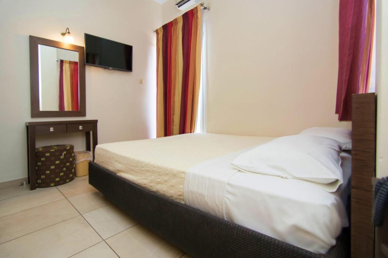 San Nectarios Hotel Parga Exterior photo