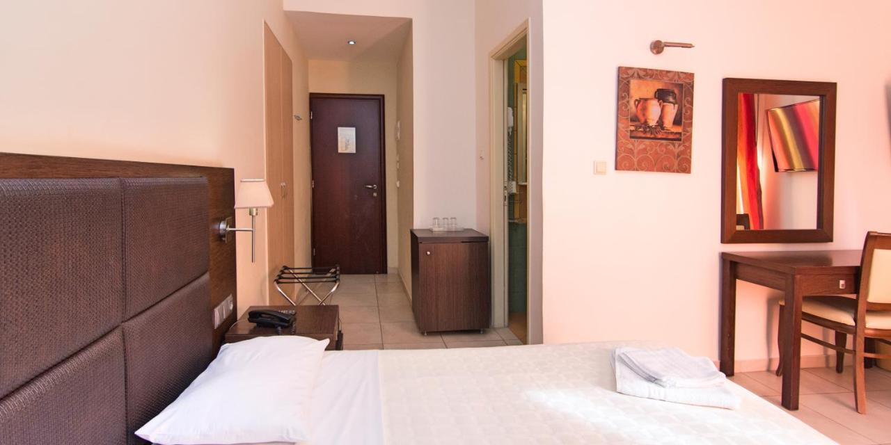 San Nectarios Hotel Parga Exterior photo