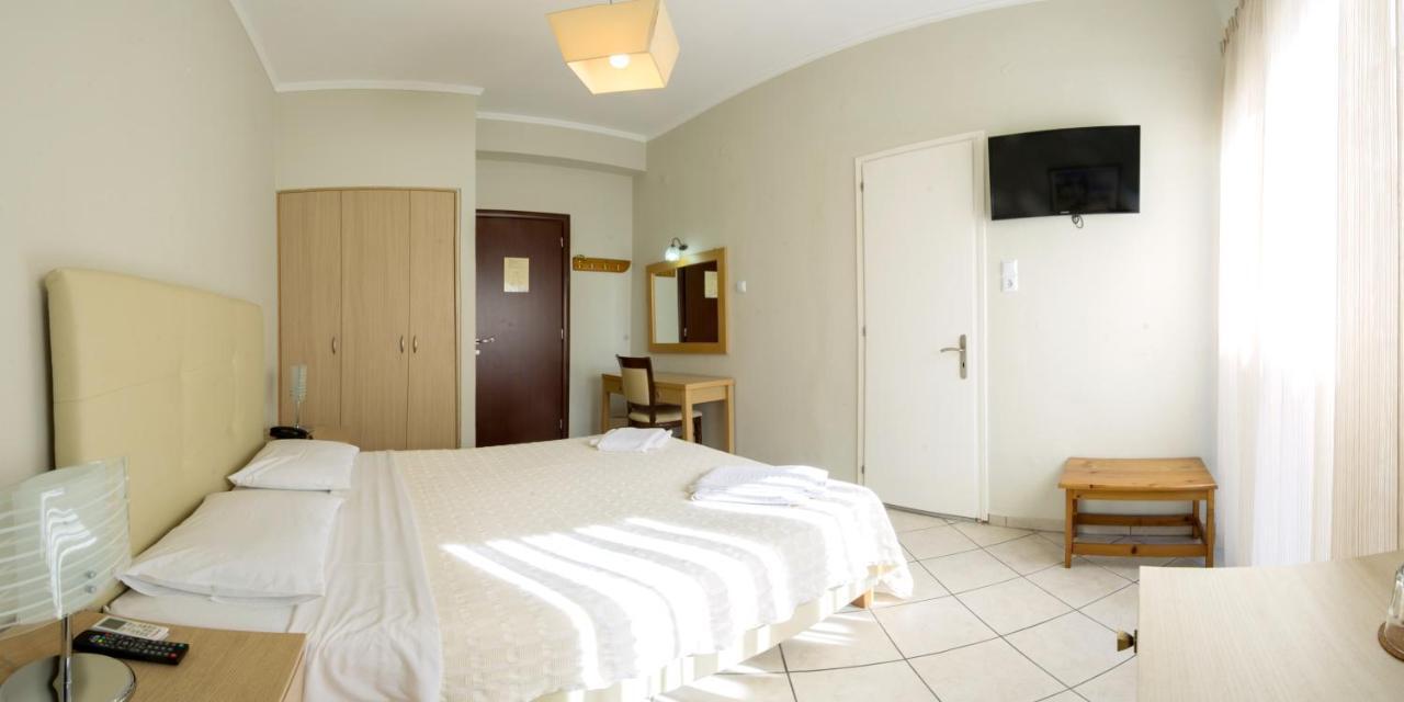 San Nectarios Hotel Parga Exterior photo
