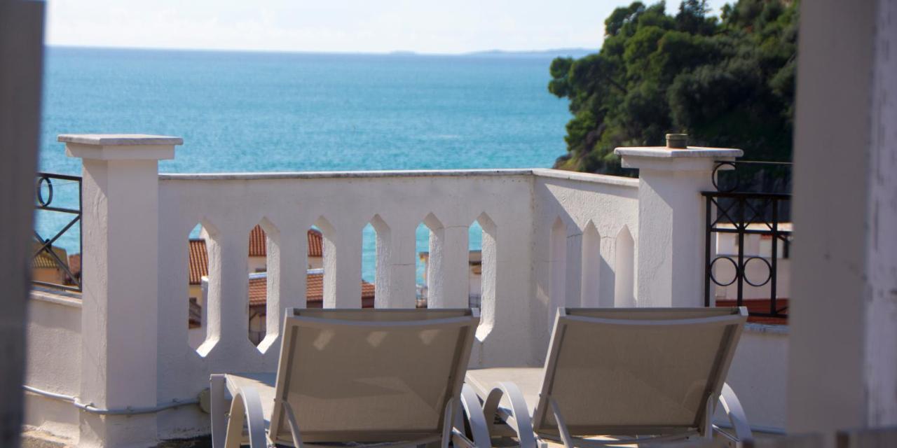 San Nectarios Hotel Parga Exterior photo